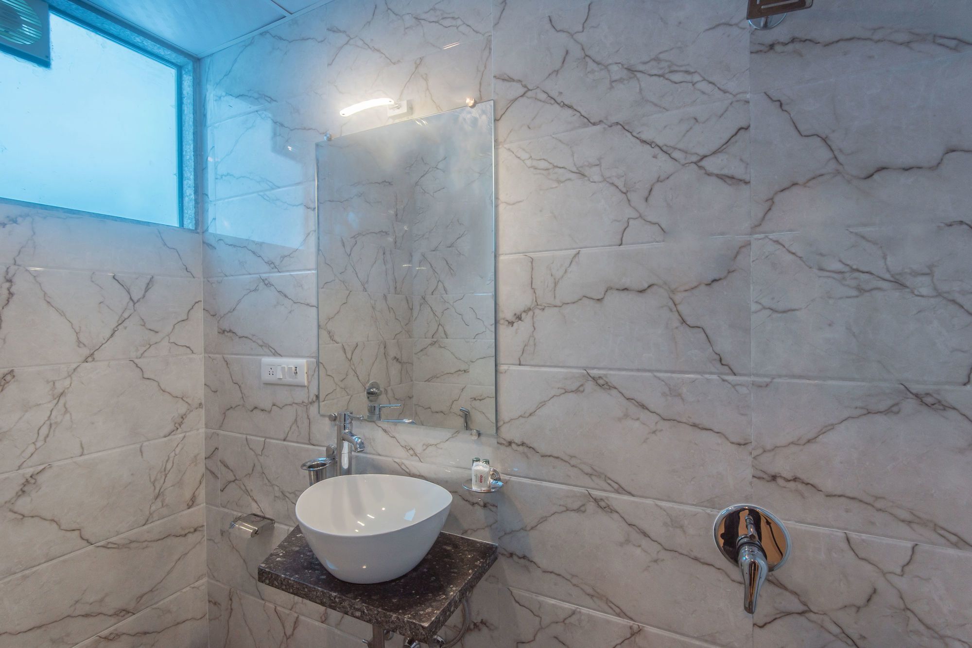 Fabhotel Arton Suite - Nr Mumbai International Airport מראה חיצוני תמונה